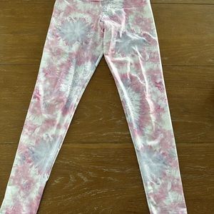 Onzie. Tie dye leggings. Rarely worn.
